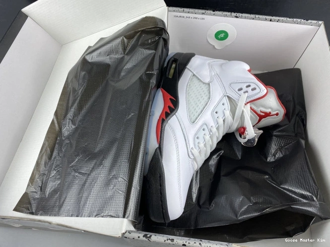 Retro Fire DA1911-102 5 Red Air Tongue Jordan Silver (2020) 0527